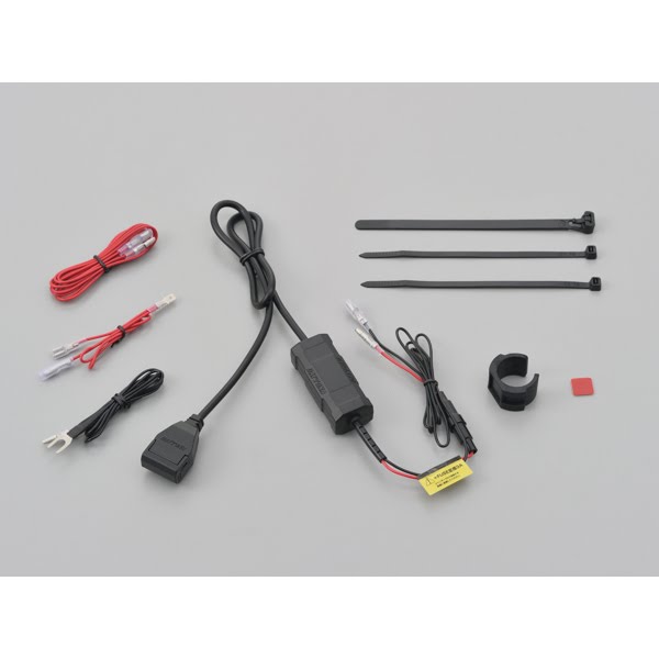 DAYTONA バイク専用電源 メインキー連動 USB1ポート(USB 5V2.4A