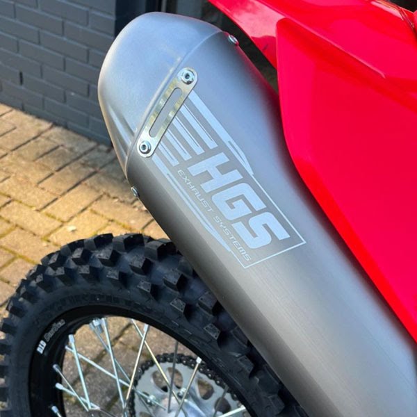 HGS Exhaust Systems コンプリートエキゾーストシステム