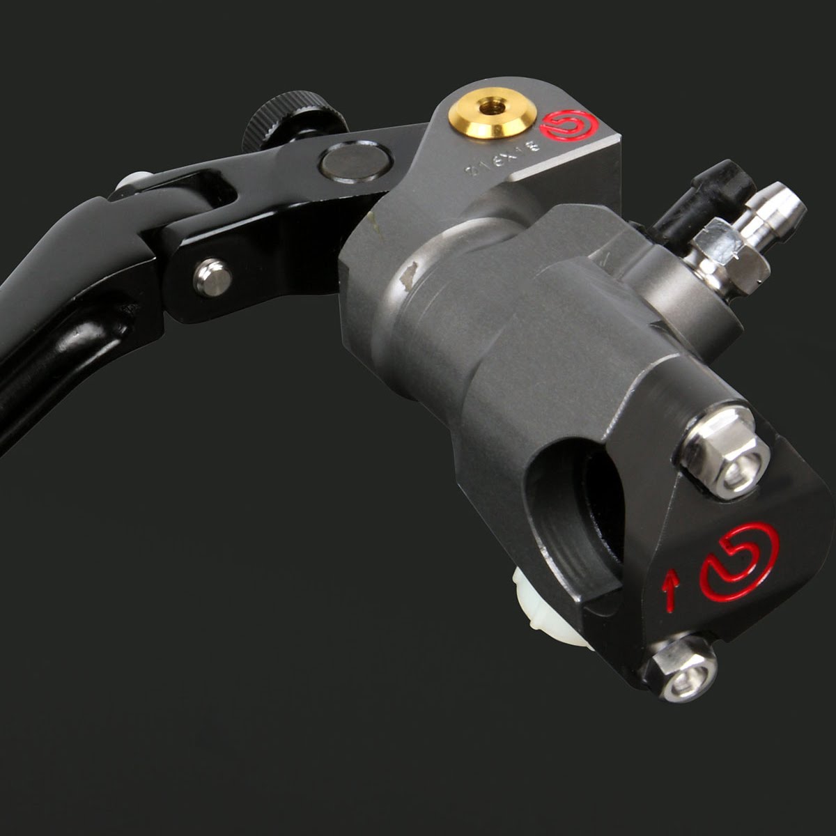 brembo 　RMC　ブレンボマスターシリンダー　クランプ　新品取り外し　7個 Amazon | ジータレーシング(ZETA RACING) チタン brembo用